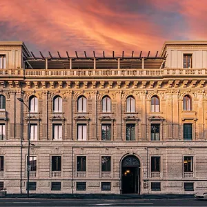Casa Cipriani 5*, Milan Italy
