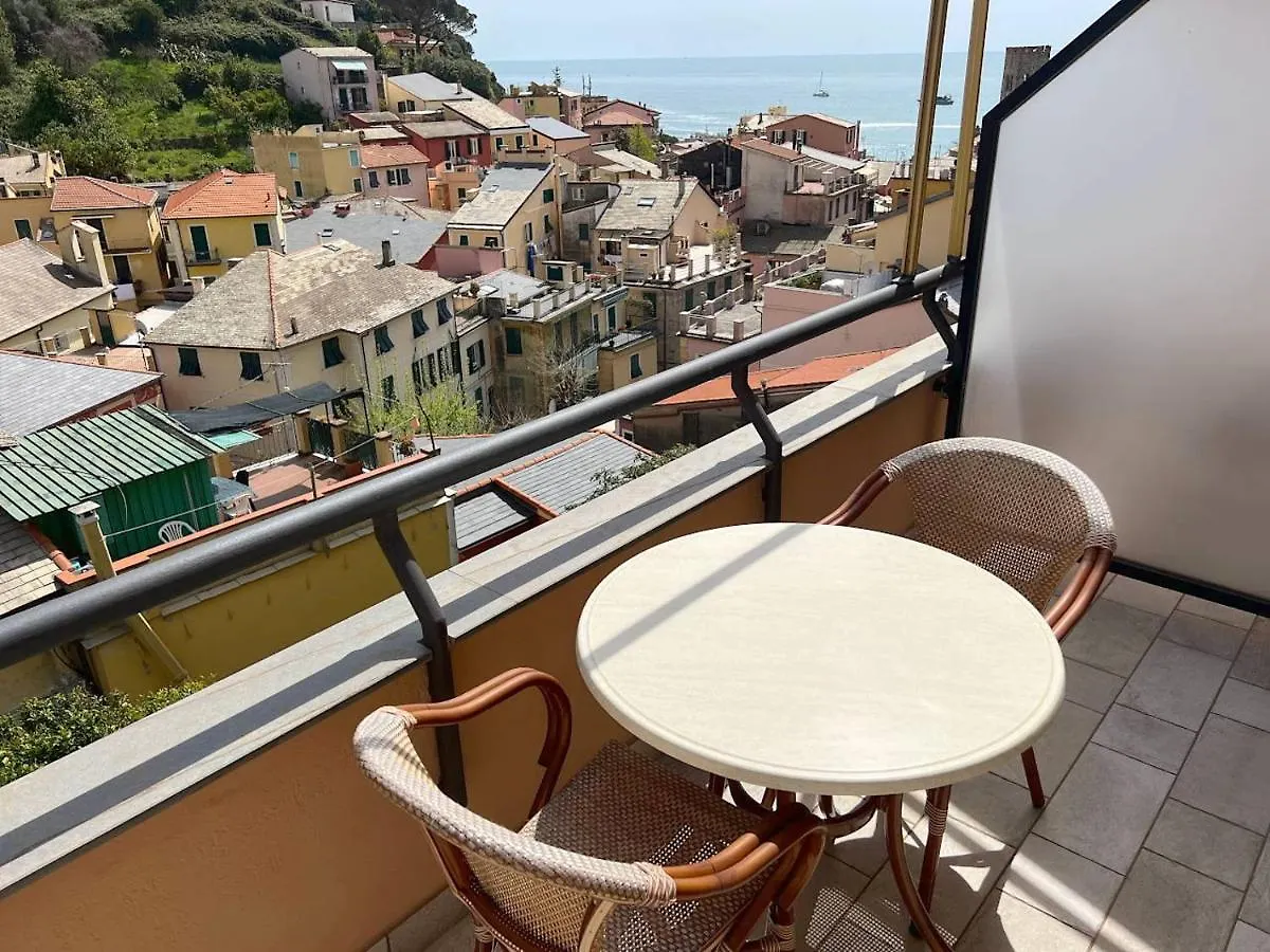 Hotel Villa Steno Monterosso al Mare 3*,  Italy